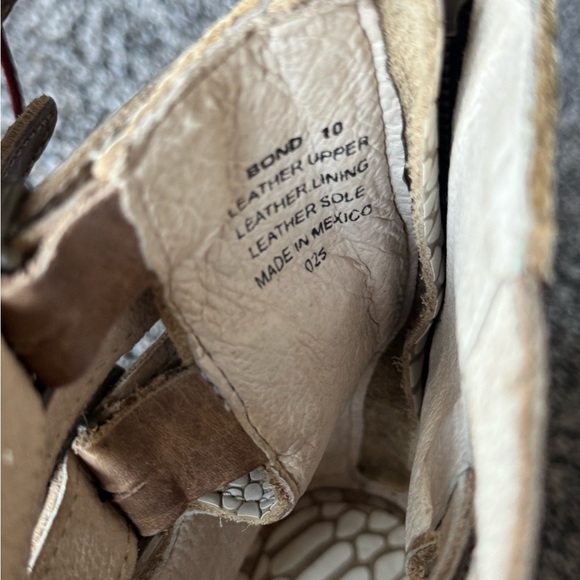 Freebird by Steven Brown and Cream Heeled Boots - Picture 7 of 7